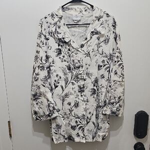 Hot Cotton Monochrome Floral Top​